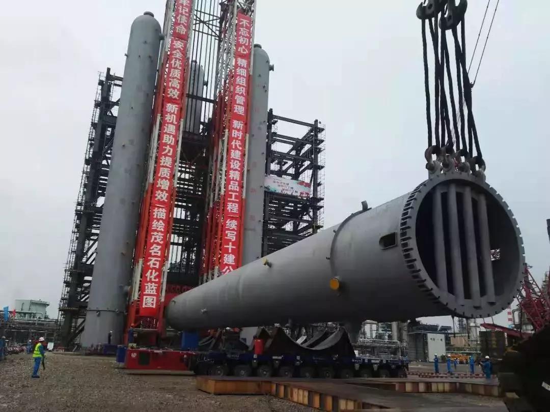 Success hoisting of three Big Macs of Shijian Maoming Petrochemical 5.jpg